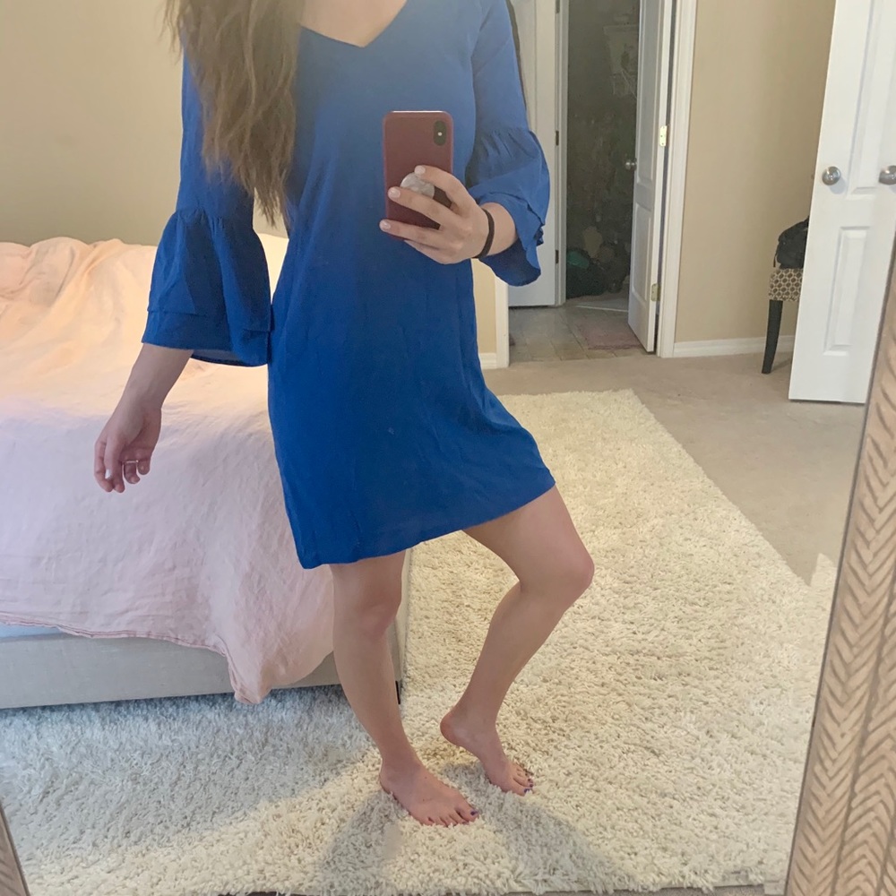 Bell sleeved Dress